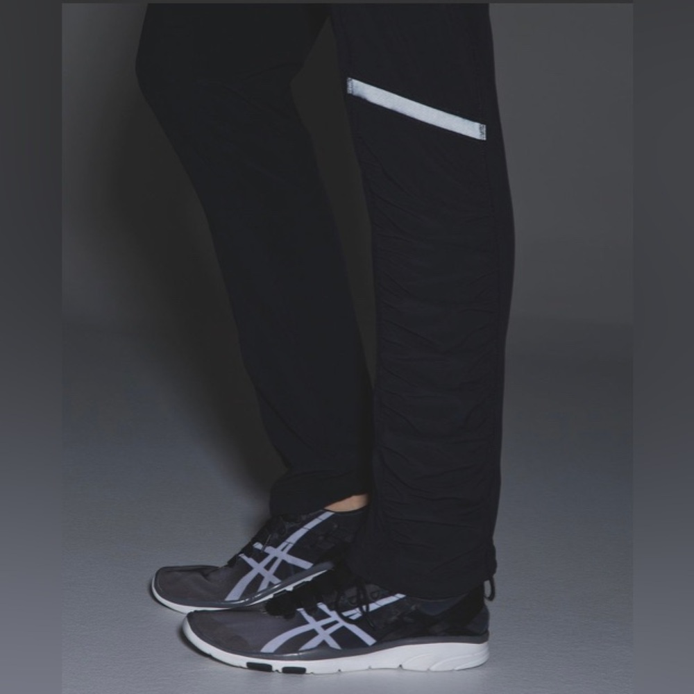 Lululemon Runderful pant - Picture 9 of 11